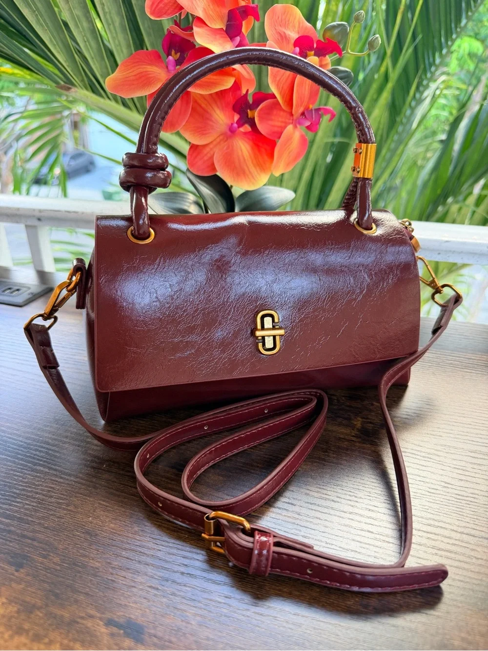 Elegant Burgundy Women’s Top Handle Bag with Adjustable Strap